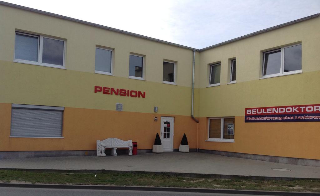 Pension An Der Werft Росток Экстерьер фото