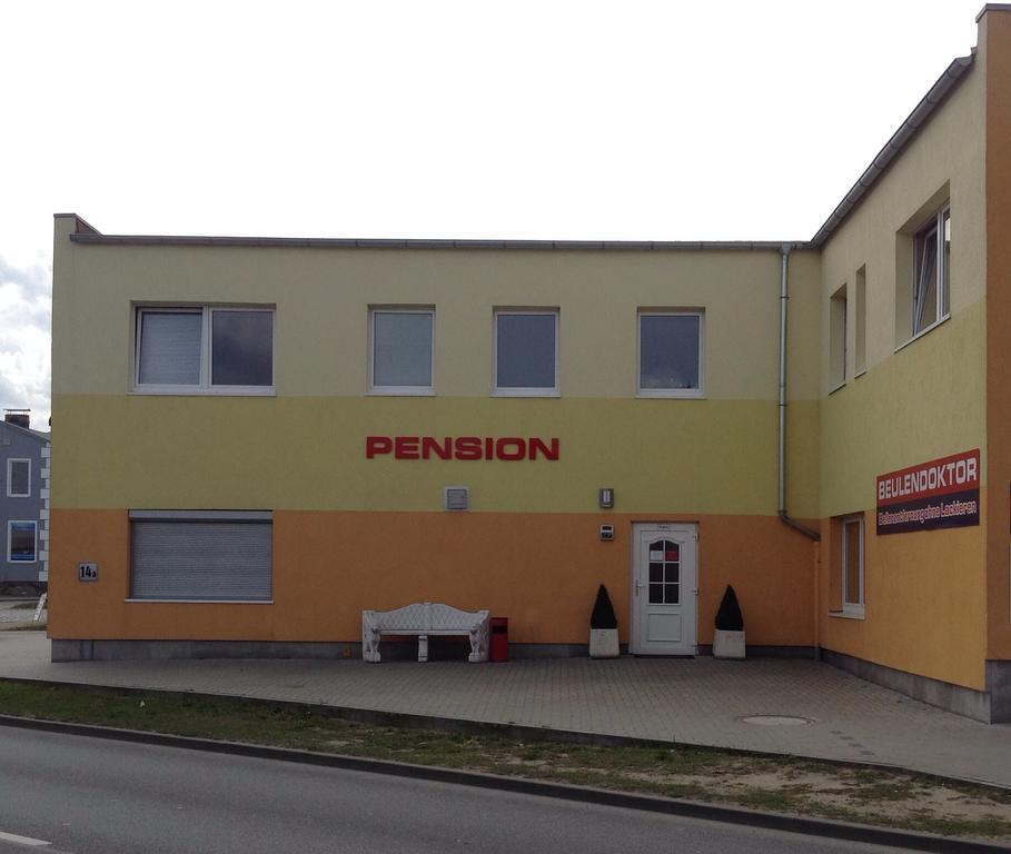 Pension An Der Werft Росток Экстерьер фото